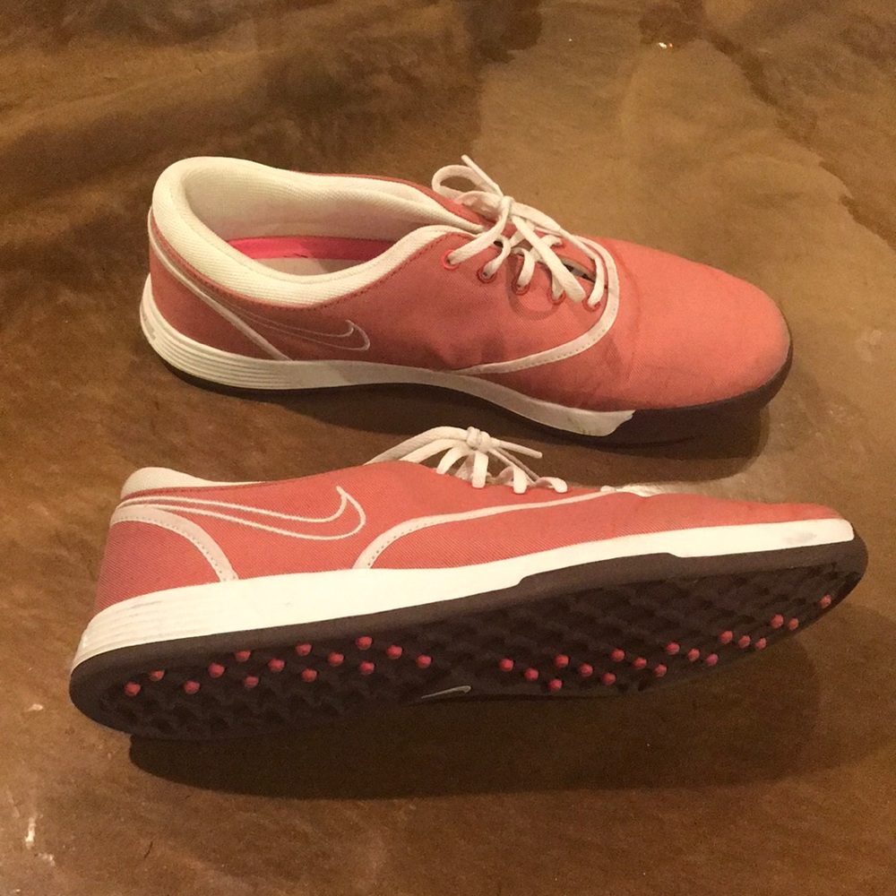 Women’s Nike golf shoes